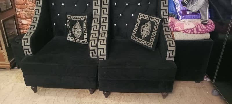 sofa chairs brand new condition  contact.  zero 3/1/4/41/3/9/7/4/2 7