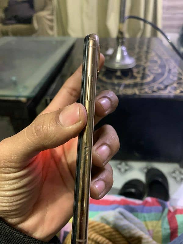 iphone xs non PTA 7