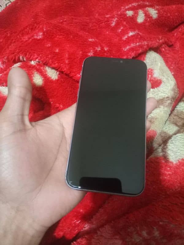 iphone 11 dual PTA approved 128gb. x xs 0