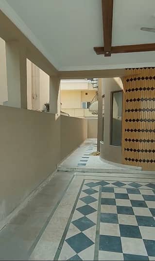 Prime Location Heighted Lawn House For Sale In Bahria Town Phase 01 2