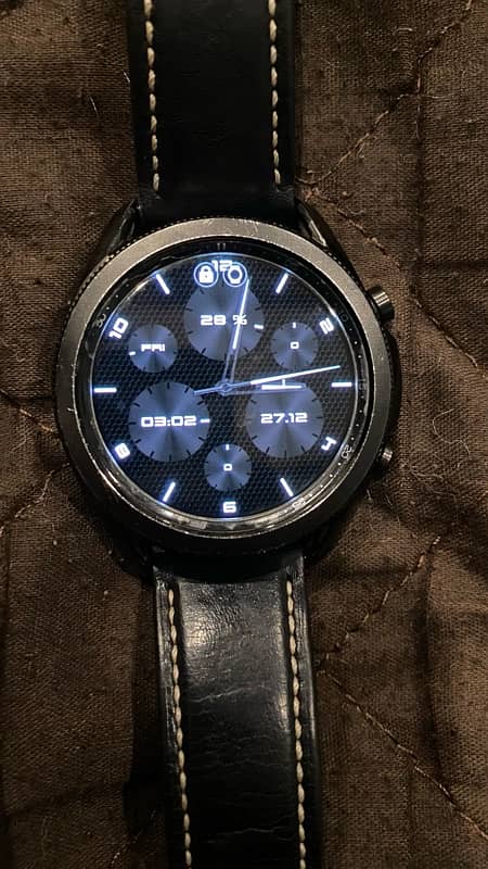 Samsung Galaxy Watch 3 Classic S 45mm 10/9 condition with original box 3