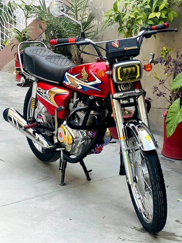 Honda 125 New 6