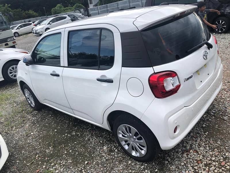 Toyota Passo 2021 1