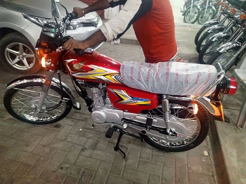 Applied for new honda 125 for sale 2