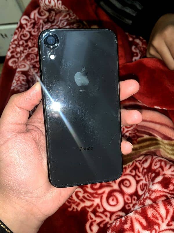 iPhone xr 64gb 82% bh jv 11