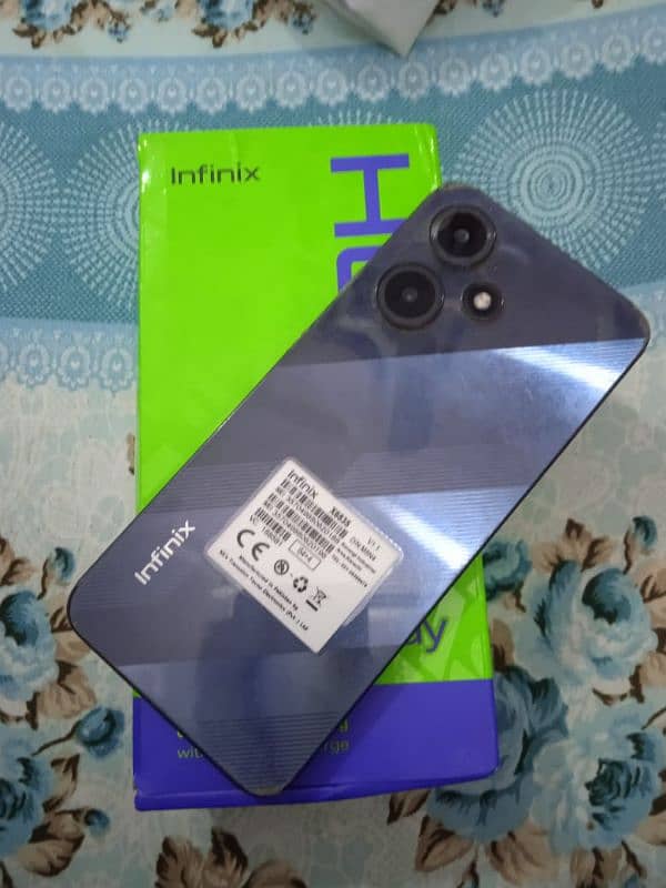 Infinix hot 30 play (4+4 64) 1