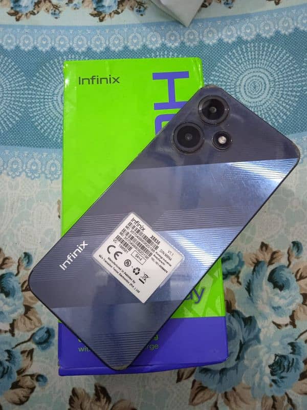 Infinix hot 30 play (4+4 64) 6