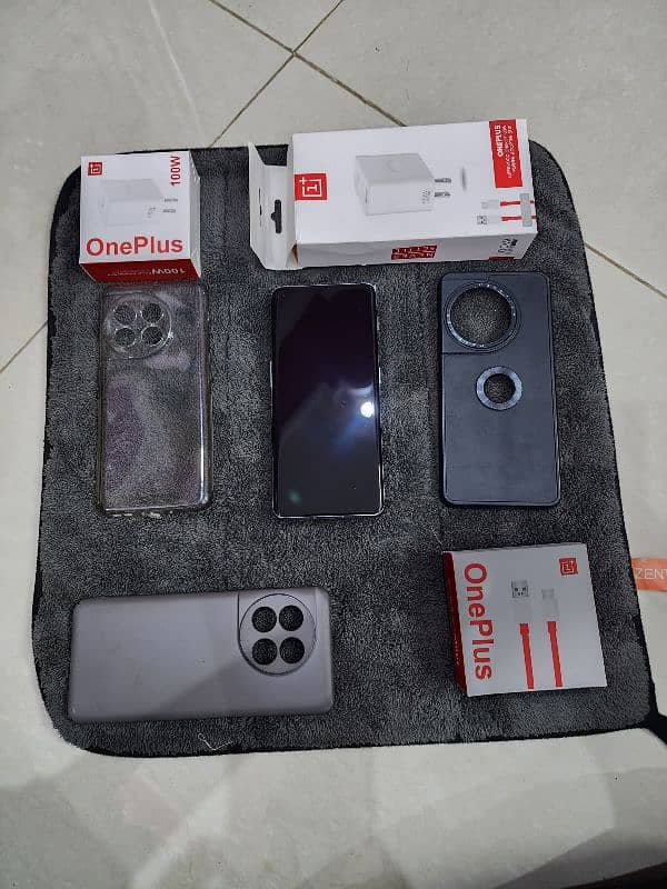 ONEPLUS 11 16/512GB BRAND NEW CONDITION WITHOUT BOX 0