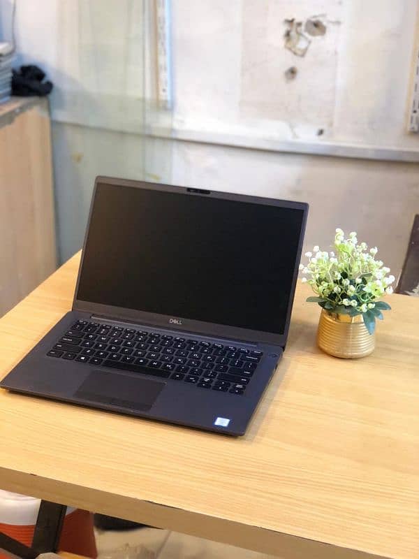 DELL 7400 i5 8TH GENERATION 8GB/256GB 1