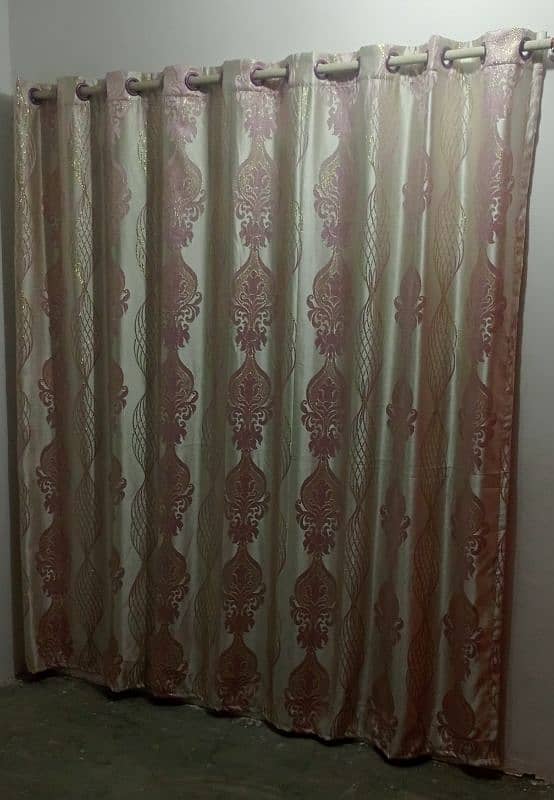 1 Curtain Good condition 0