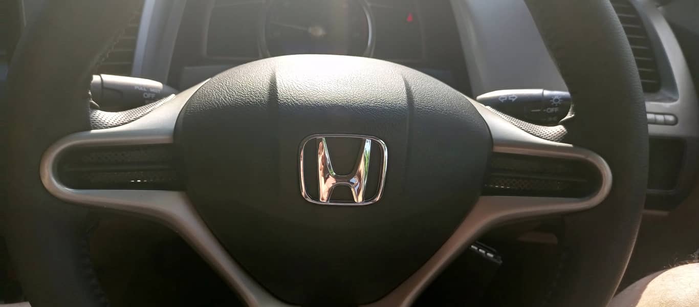 Honda Civic VTi 2012 5