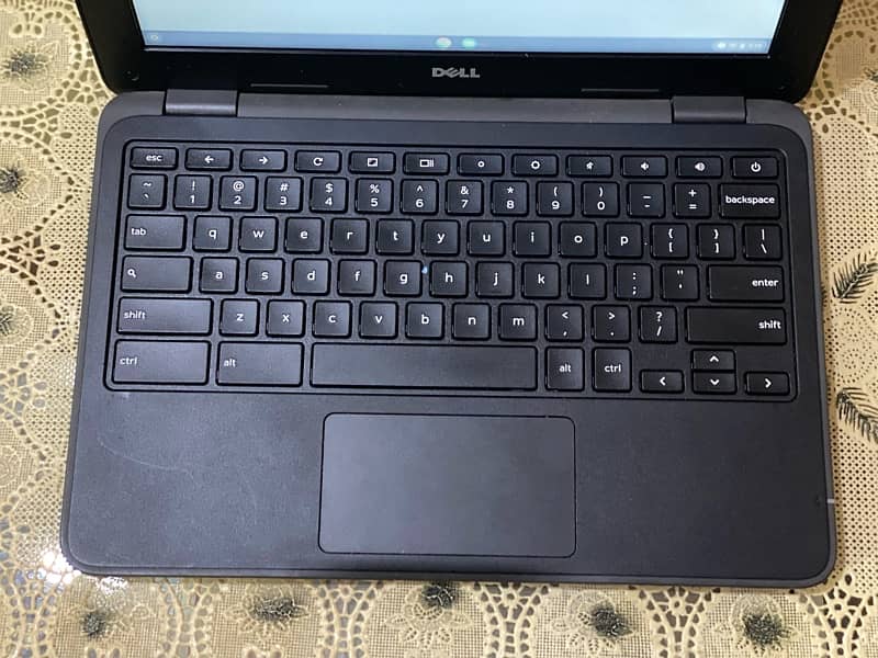 DELL CHROME BOOK 3180 5