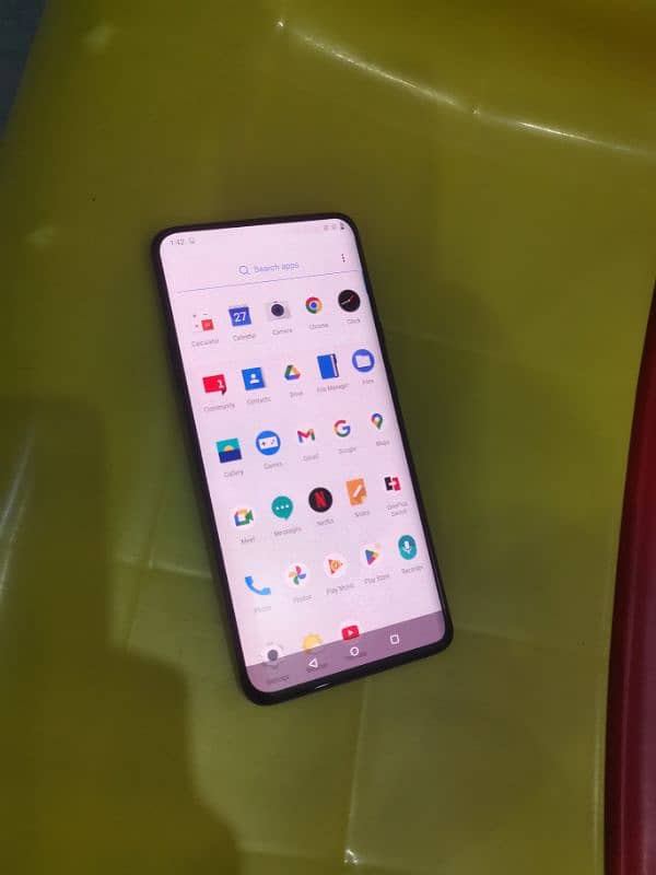 Oneplus 7 pro in very good condition 8gb 256gb pta approve Light Shade 10