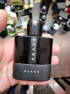 Prada bvlgari TomFord Chanel Dior Versace Abercrombie Burberry Perfume