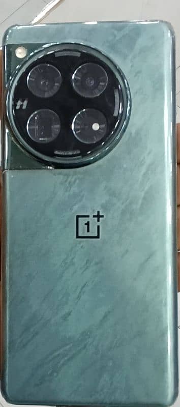 OnePlus 12 16 GB 512 GB 5