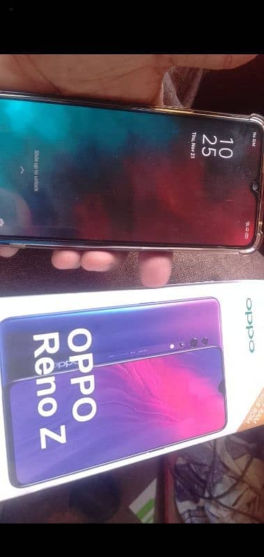 Oppo Reno z 8/256 Finger ok Noon pta hai 32MB Main 48MB  baki All ok 0