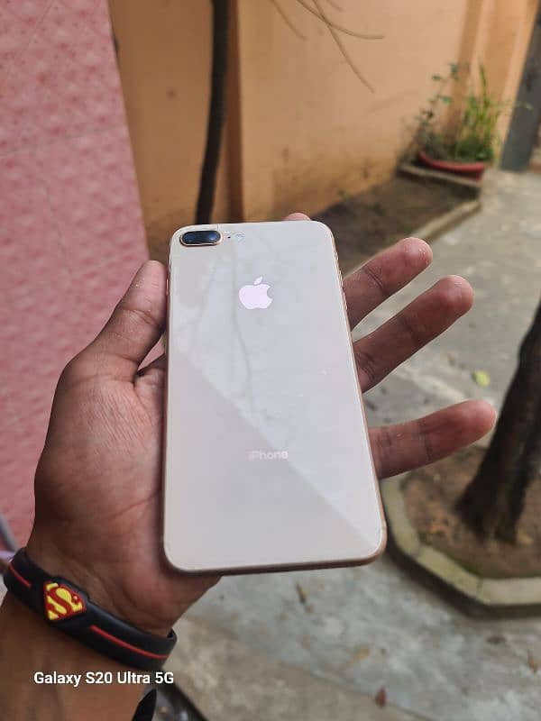 iPhone 8plus 64Gb APROVEd 7