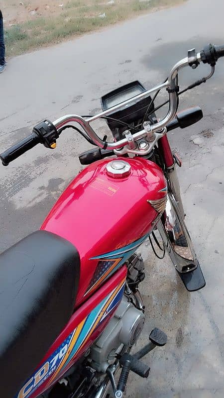 Honda 70cc ok condition koe masla problem nai Hy 4