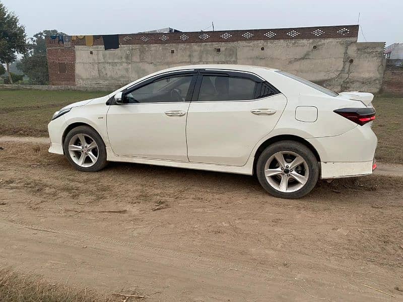 Toyota Corolla gli 2015 15