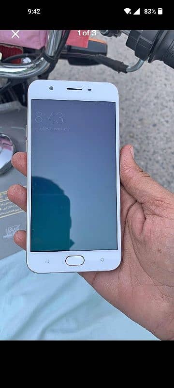 oppo a57         4/64 0