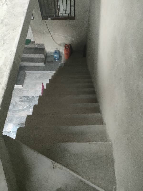 Grey Stchuer For Sale 1.5storey Defense Road Near 700mateer Khwaja Chowk 14