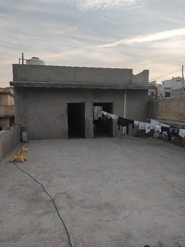 Grey Stchuer For Sale 1.5storey Defense Road Near 700mateer Khwaja Chowk 19