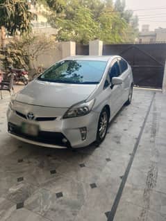 Toyota Prius 2013 model 2016 Registered Silver Color Tripple Led Model