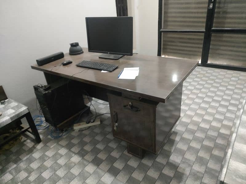 Executive Office Computer Table 0