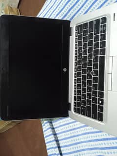 HP EliteBook 820 G3