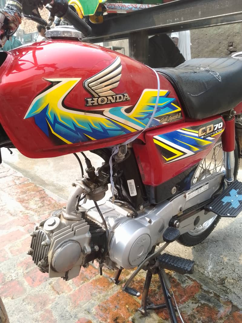 Honda CD 70 2021 3