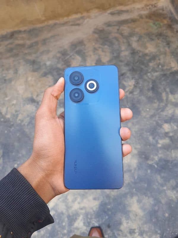 INFINIX SMART 8 2