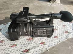 Sony HXR-NX100 Full HD NXCAM Camcorder