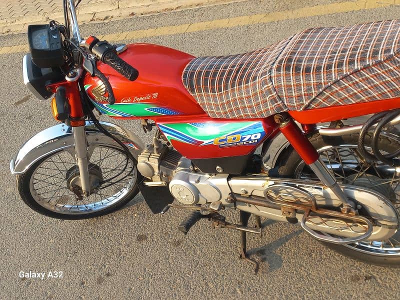 Honda 70Cc Red Colour Bb Block Bahria Town Lahore 9