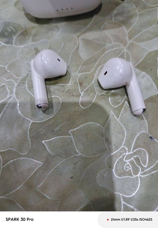 EARBUDS 2