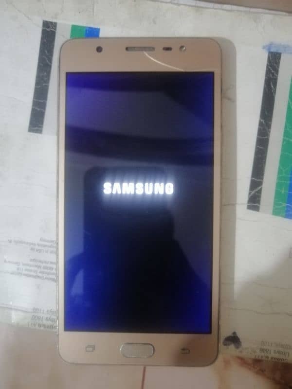 Samsung J7 Max 0