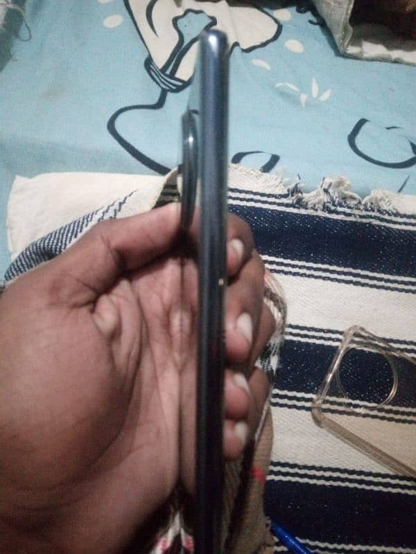 Spark 20 pro plus good condition 6