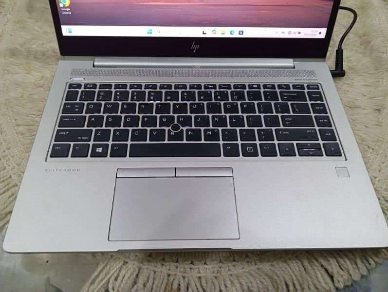 HP Elitebook i5 8th 840 G5 Laptop 3