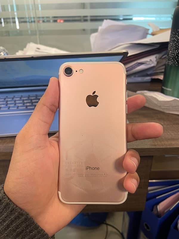 Apple Iphone 7 (128gb) 0