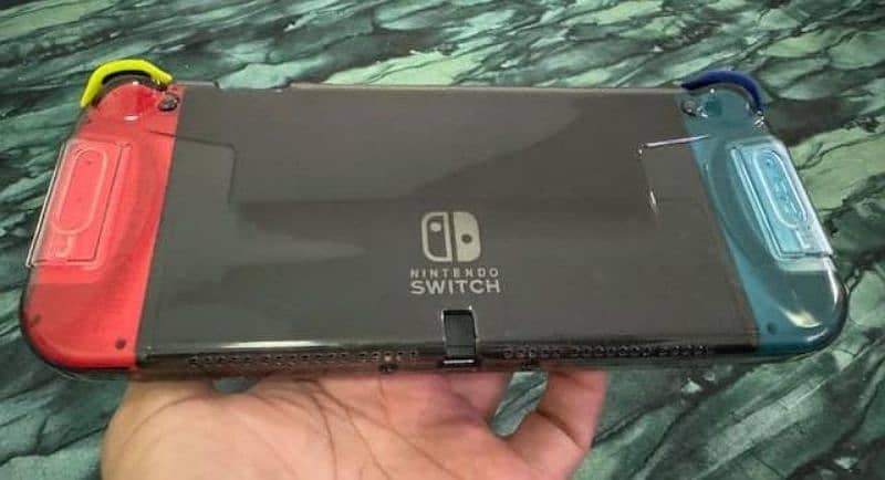 NINTENDO SWITCH OLED 5