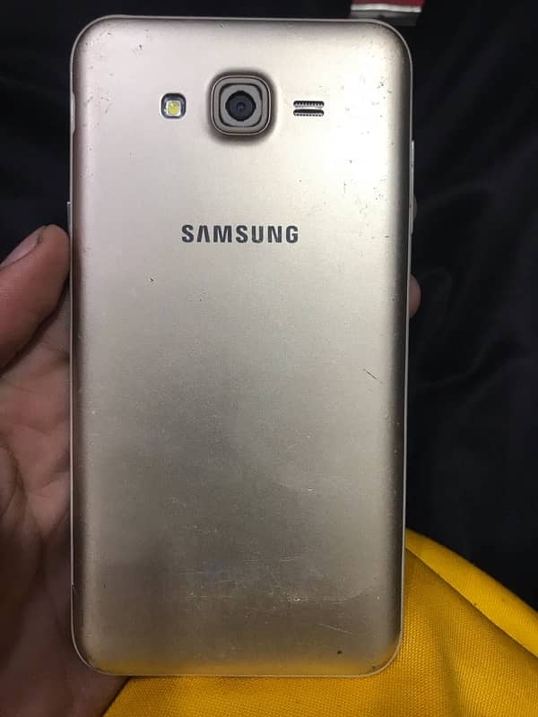 Samsung J7 total genuine 1