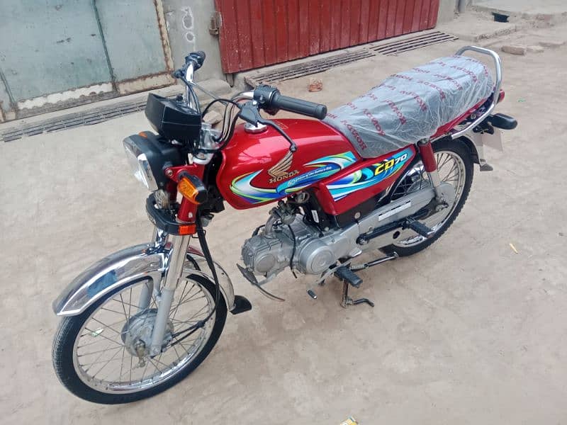 Honda CD 70 motorcycle for sale model 2024/03456561380/03057210160 10