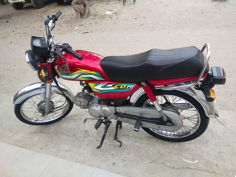 Honda CD 70 2023 3