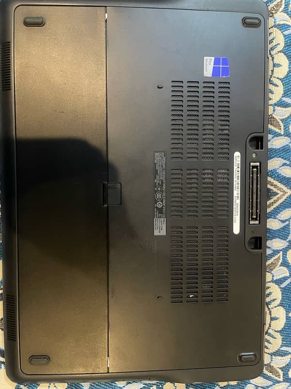 Dell  E7450 Core i7 ( 5 th Generation ) 3