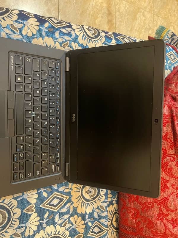 Dell  E7450 Core i7 ( 5 th Generation ) 11