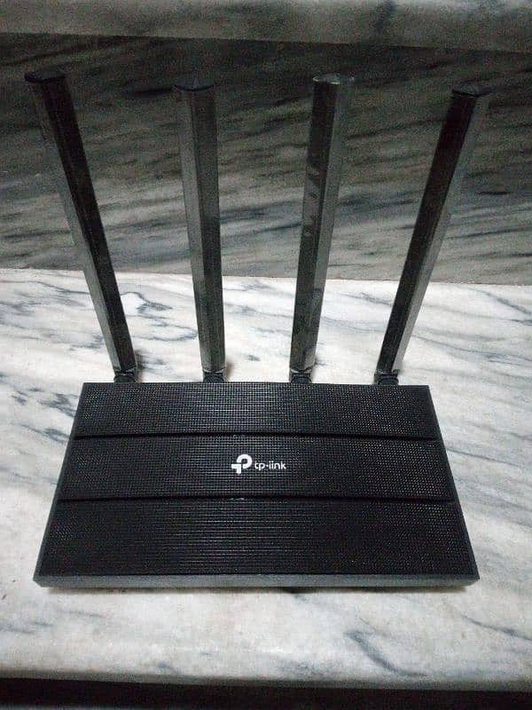 AC1900 Dual Band Wireless Router 0