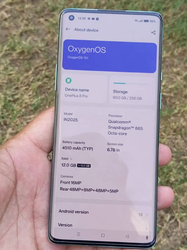 oneplus 8 Pro 12 GB RAM 256 GB memory 1