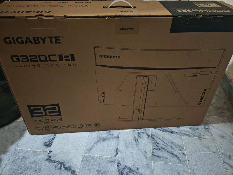 Gigabyte G32qc-a Gaming Monitor 32" inch 3