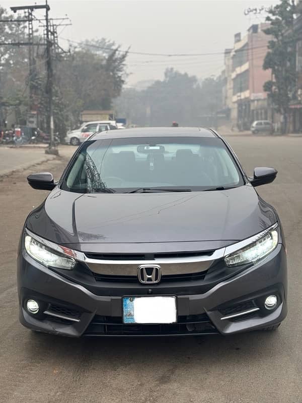 Honda Civic 2020 1