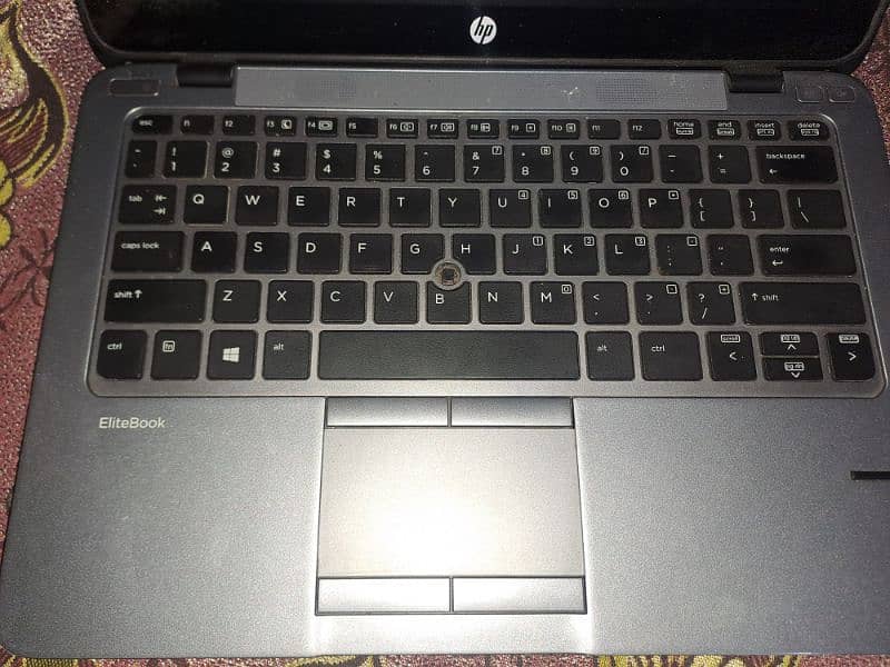 Hp laptop 840 G2 for sale with touch screen. exchange with iPhone only 5