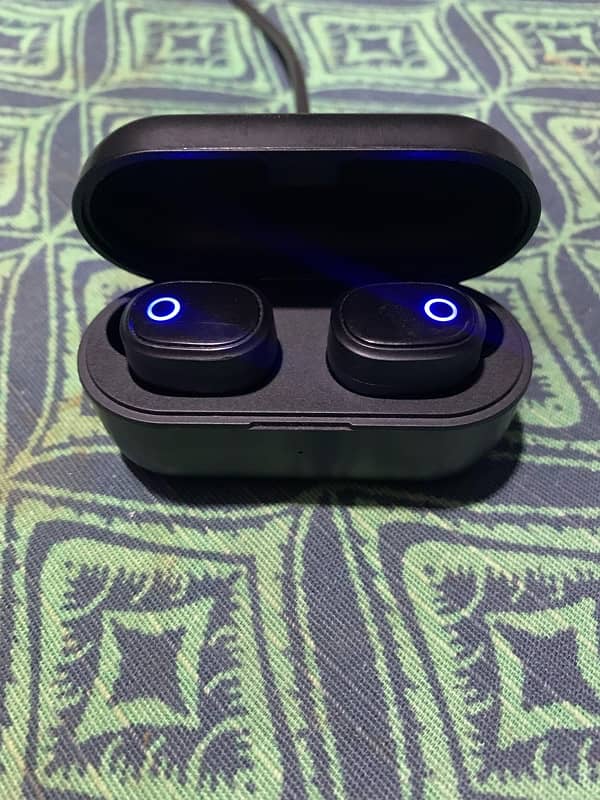 iphone XR with airbuds battery change exchange possible 7